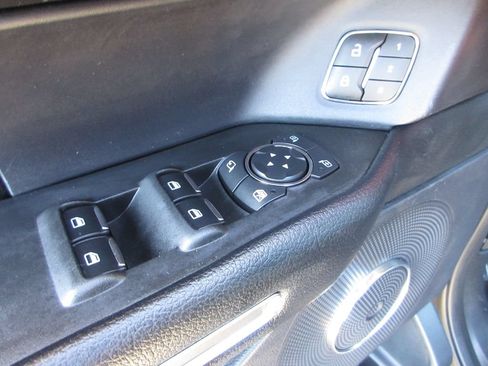 Used 2020 Ford Expedition XLT w/ Equipment Group 202A RWD image 11