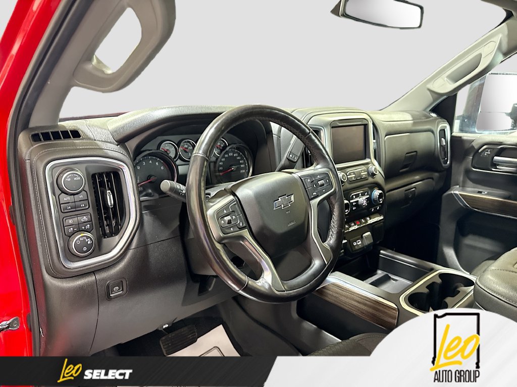 Used 2021 Chevrolet Silverado 1500 RST w/ Max Trailering Package AWD/4WD image 11