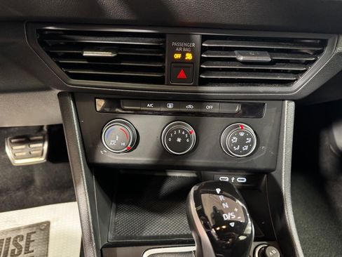 Used 2023 Volkswagen Jetta Sport image 20