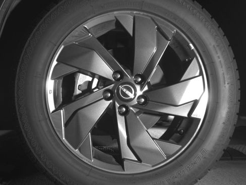 Used 2025 Nissan Rogue SV FWD image 12