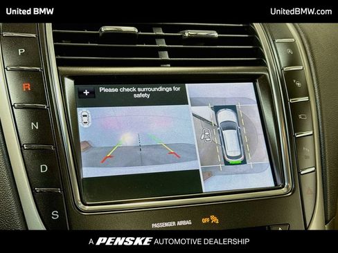 Used 2019 Lincoln Nautilus Reserve FWD image 16