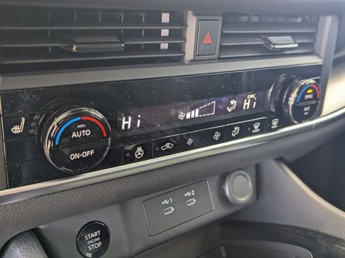 New 2026 Nissan Rogue SV image 30