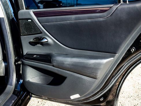 Used 2020 Lexus ES 300h w/ Premium Package image 22