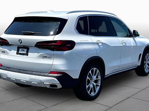 Certified 2026 BMW X5 xDrive40i AWD/4WD image 12