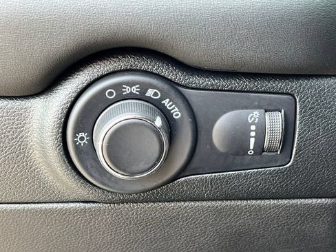 Used 2024 Dodge Durango R/T AWD/4WD image 27