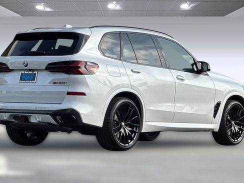 New 2026 BMW X5 M60i image 8