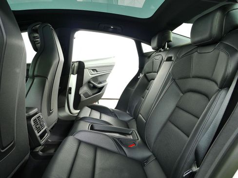 Used 2023 Porsche Taycan RWD image 20