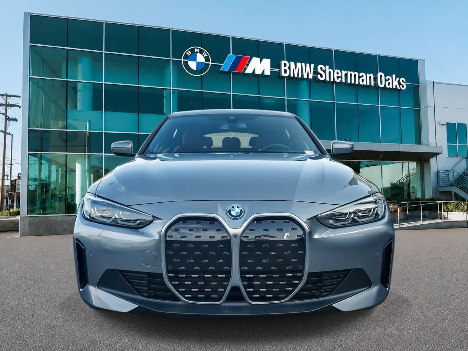 Used 2023 BMW i4 eDrive40 w/ Premium Package RWD image 2