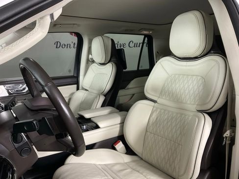 Used 2021 Lincoln Navigator Black Label w/ Cargo Convenience Package image 14