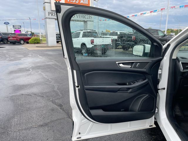 Used 2015 Ford Edge SEL w/ Equipment Group 201A FWD image 9