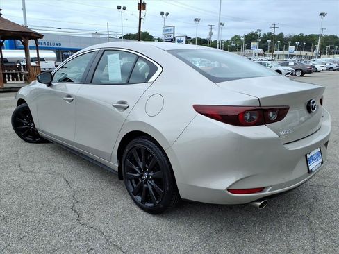 Used 2024 MAZDA MAZDA3 s FWD image 6
