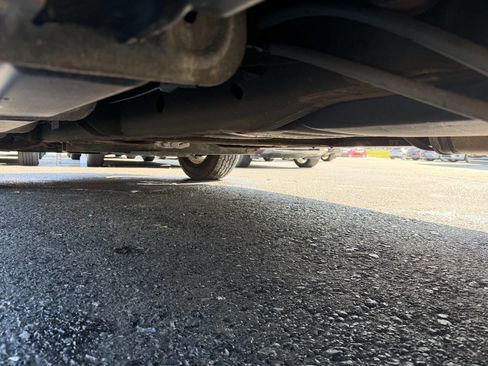 Used 2010 Chevrolet Suburban 2500 LS w/ Skid Plate Package image 15