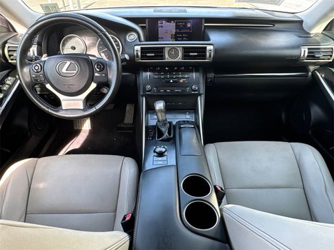 Used 2014 Lexus IS 350 image 19