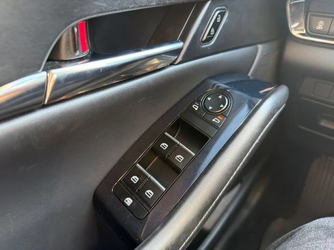Used 2021 MAZDA CX-30 AWD 2.5 Turbo S image 18