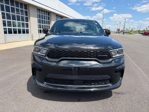 Used 2024 Dodge Durango GT RWD image 2