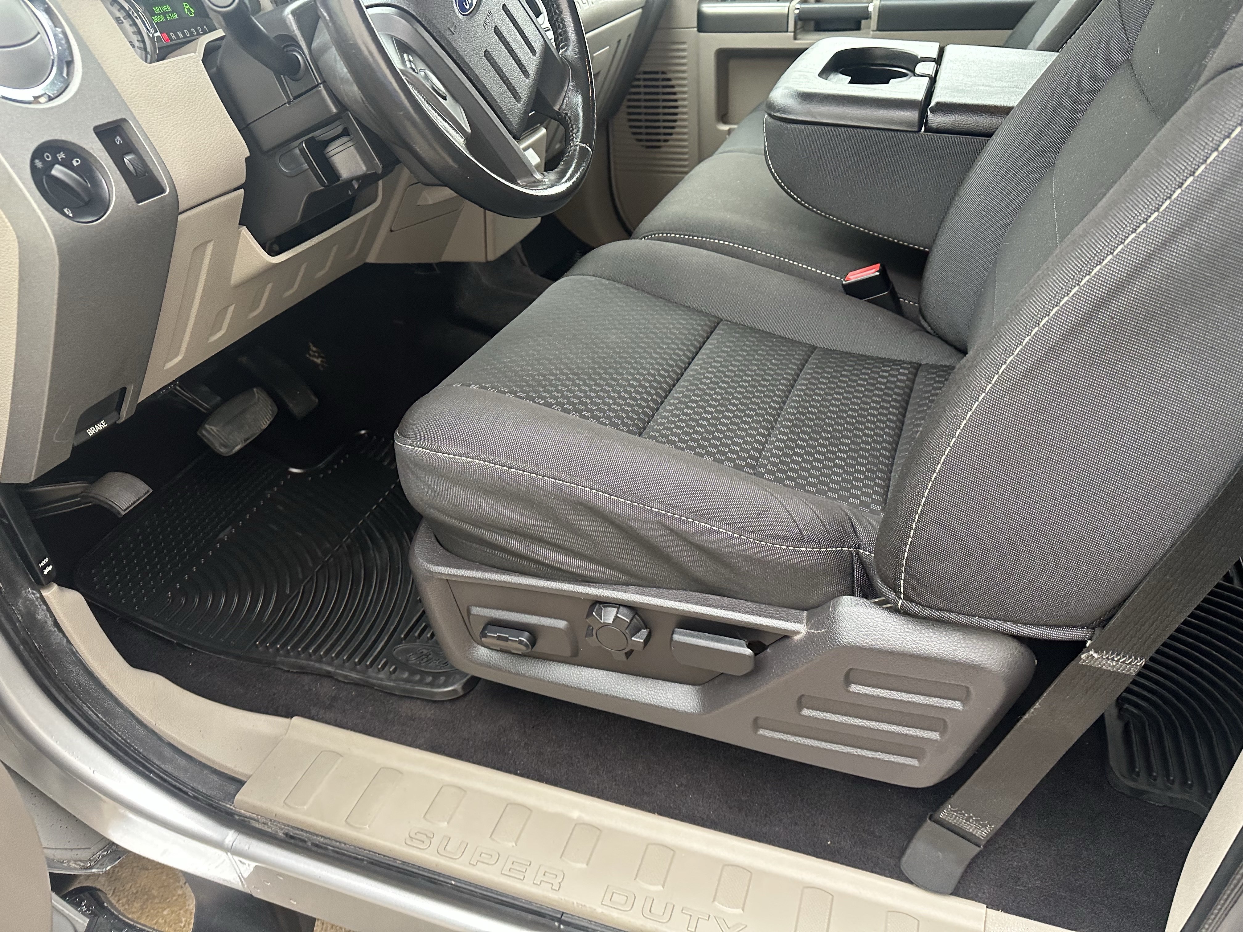 Used 2008 Ford F250 XLT AWD/4WD image 16