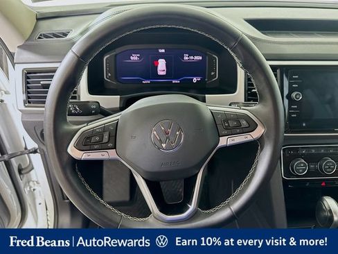 Used 2023 Volkswagen Atlas SE w/ Black Wheel Package AWD/4WD image 15