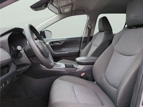 Used 2024 Toyota RAV4 XLE FWD image 13