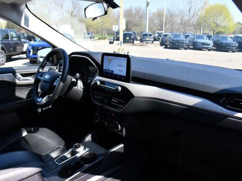 Used 2022 Ford Escape SEL AWD/4WD image 15