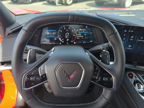 Used 2024 Chevrolet Corvette Stingray Preferred Cpe w/ Battery Protection Package image 9