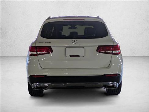Used 2019 Mercedes-Benz GLC 300 image 6