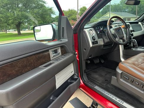 Used 2013 Ford F150 Platinum RWD image 9