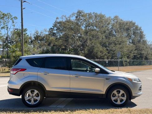 Used 2016 Ford Escape SE image 6