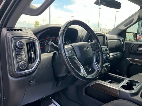 Used 2020 Chevrolet Silverado 1500 RST AWD/4WD image 9