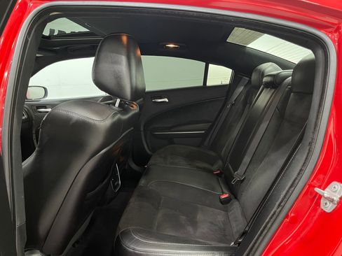 Used 2019 Dodge Charger Scat Pack w/ Dynamics Package image 29
