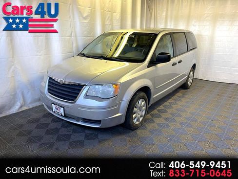 Used 2008 Chrysler Town & Country LX image 1