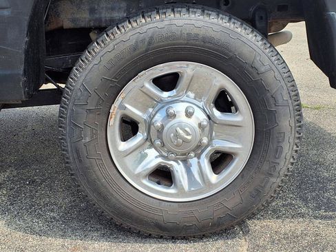Used 2015 RAM 2500 Tradesman w/ Chrome Appearance Group AWD/4WD image 7