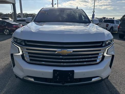Used 2021 Chevrolet Suburban High Country image 2