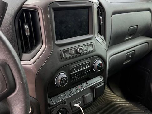 Used 2023 Chevrolet Silverado 1500 Custom AWD/4WD image 17