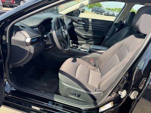 Used 2020 Nissan Altima 2.5 S FWD image 22