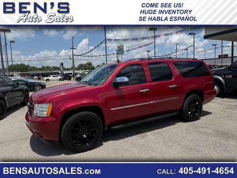 Used 2013 Chevrolet Suburban LTZ RWD image 1