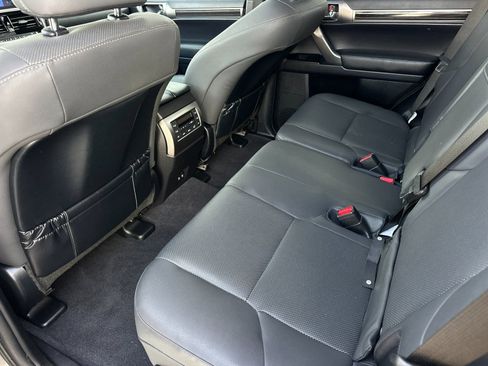 Used 2023 Lexus GX 460 Premium w/ Premium Package image 14