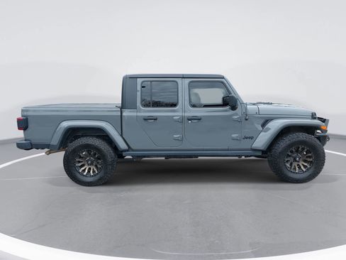 Used 2021 Jeep Gladiator Sport image 4