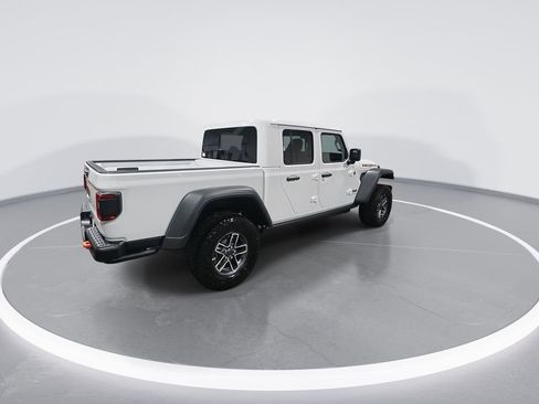 New 2026 Jeep Gladiator Mojave w/ Steel Bumper Group image 8