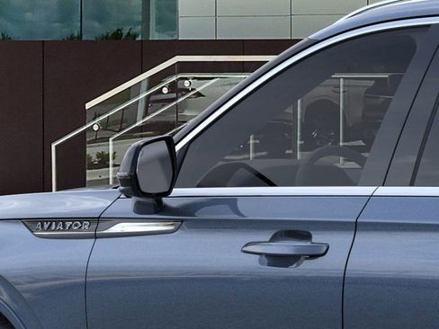 New 2025 Lincoln Aviator Black Label image 20