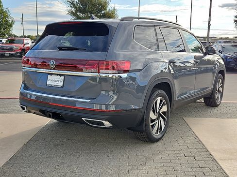New 2026 Volkswagen Atlas SE image 3