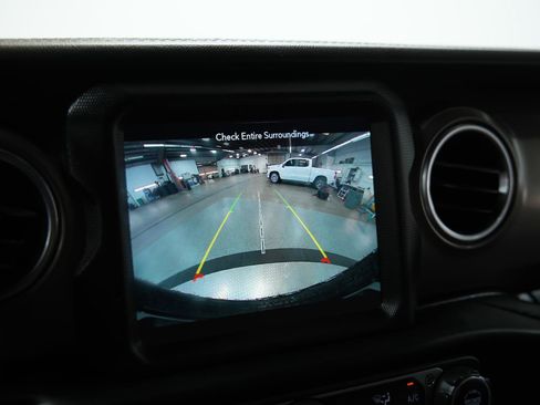 Used 2021 Jeep Wrangler Unlimited Rubicon AWD/4WD image 43