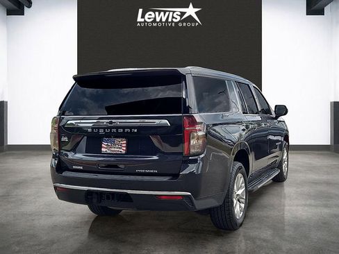 Used 2022 Chevrolet Suburban Premier w/ Max Trailering Package AWD/4WD image 4