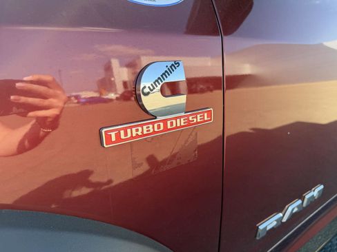 Used 2021 RAM 5500 Tradesman w/ Towing Technology Group image 25