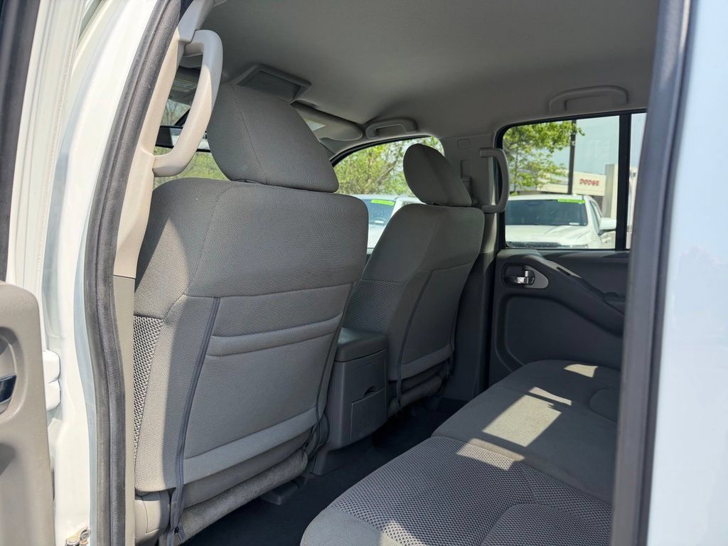 Used 2019 Nissan Frontier SV w/ Value Truck Package RWD image 24