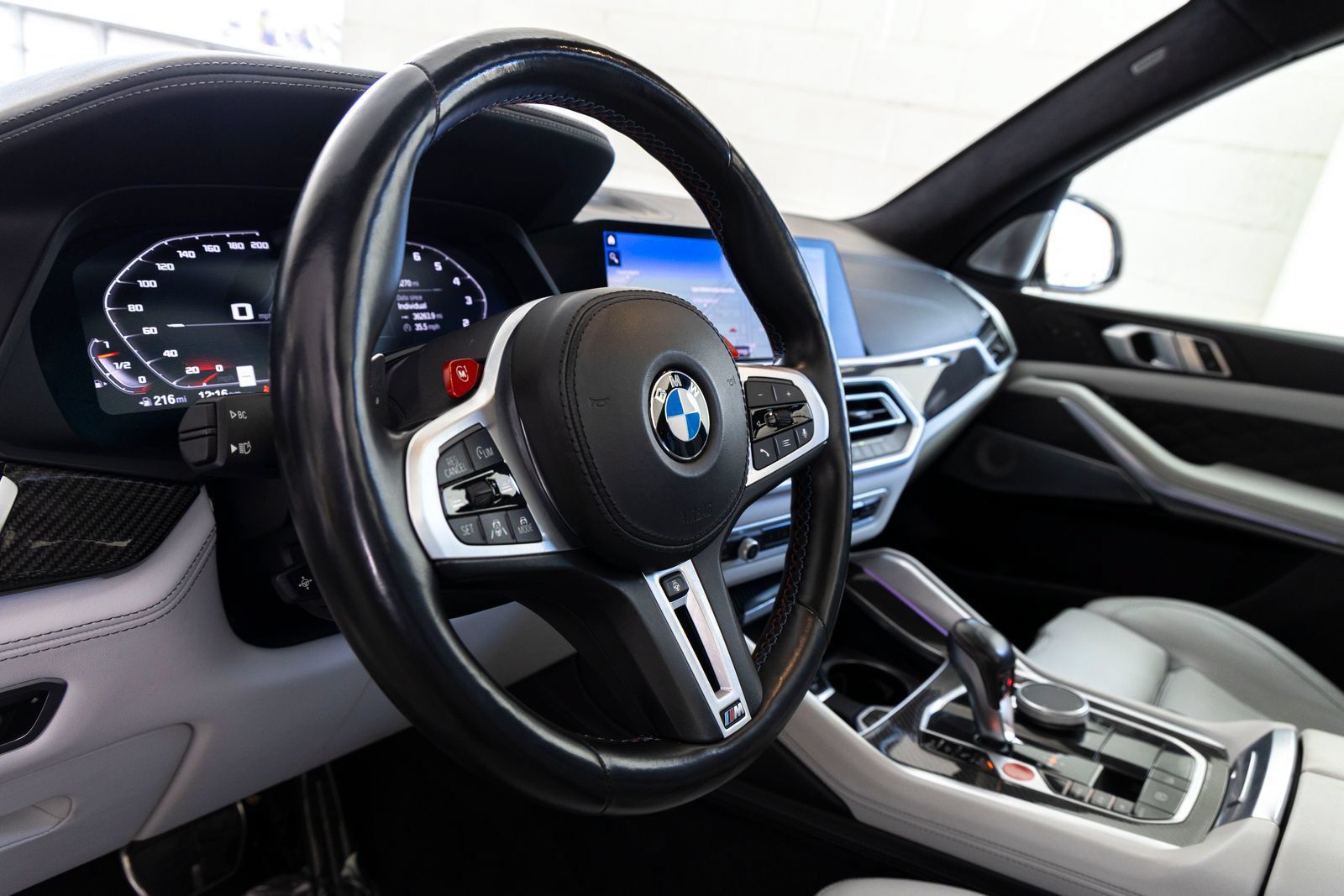 Used 2021 BMW X5 M w/ Competition Package AWD/4WD image 16