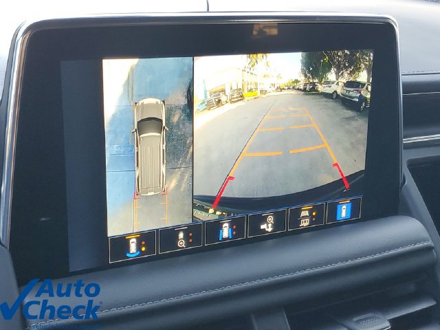 Certified 2022 Chevrolet Tahoe Z71 w/ Luxury Package AWD/4WD image 26