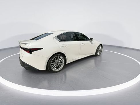 Used 2022 Lexus IS 300 w/ Premium Package RWD image 8