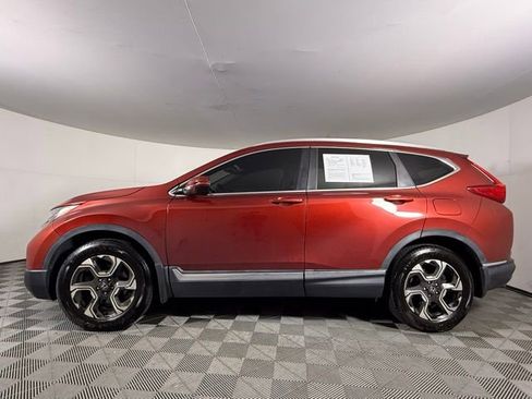 Used 2018 Honda CR-V Touring image 3