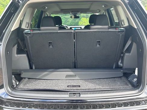 New 2026 Volkswagen Atlas SE FWD image 23