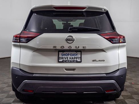 Used 2023 Nissan Rogue SL w/ SL Premium Package image 18